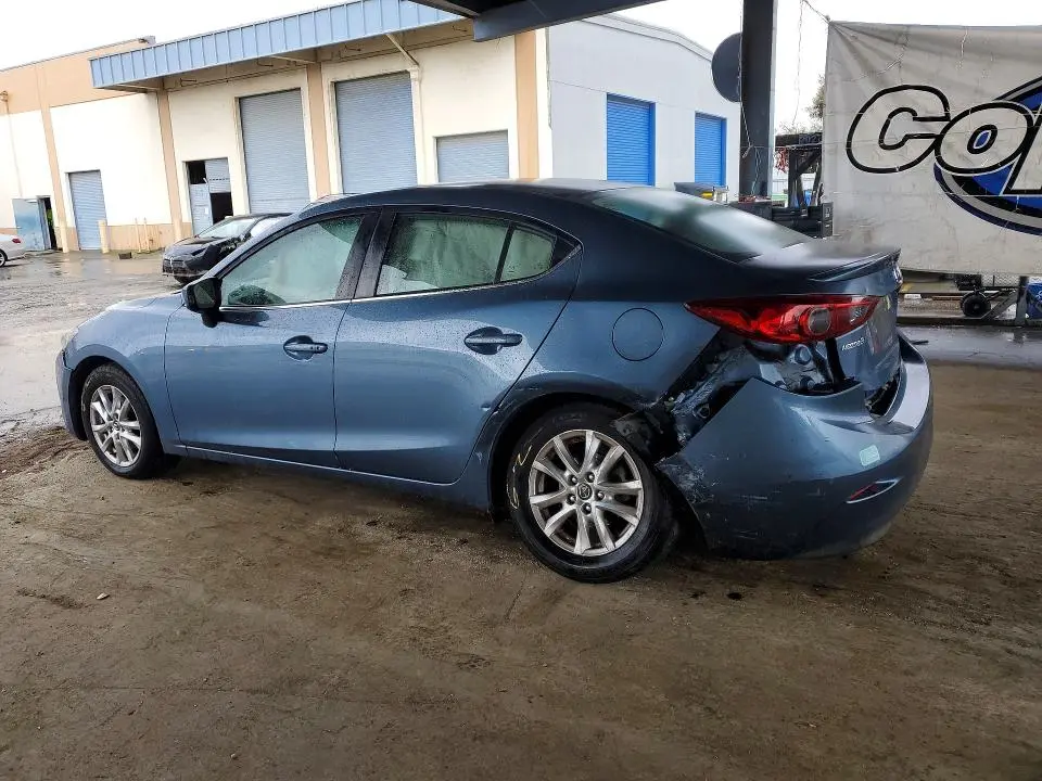 2015 MAZDA 3 TOURING  