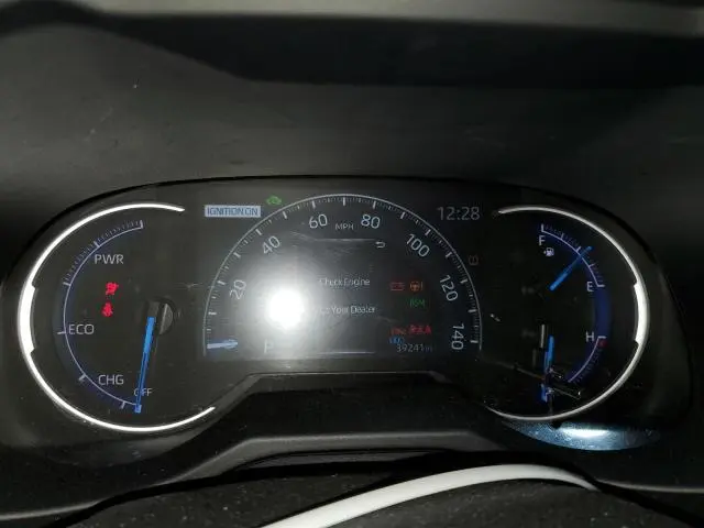 2023 TOYOTA RAV4 XLE  