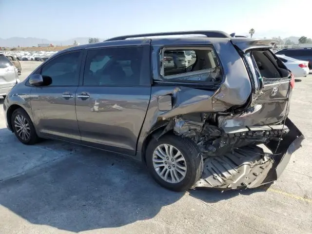2013 TOYOTA SIENNA XLE 8-PASSENGER  