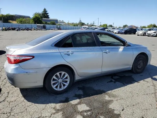 2016 TOYOTA CAMRY LE  