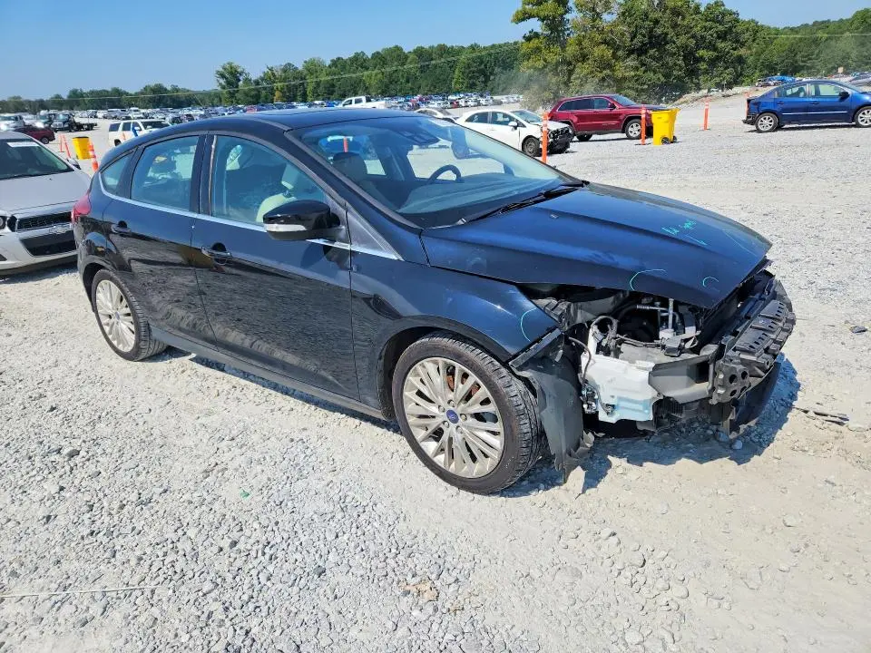 2017 FORD FOCUS TITANIUM  