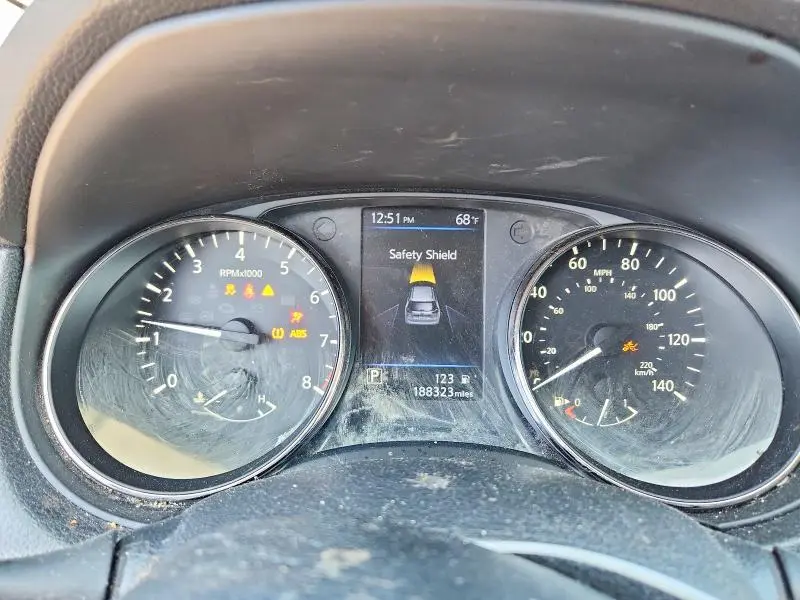 2018 NISSAN ROGUE SV  