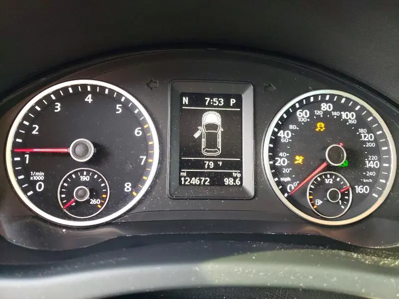 2014 VOLKSWAGEN TIGUAN S  