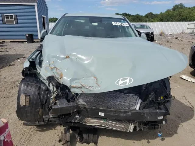 2024 HYUNDAI KONA SE  