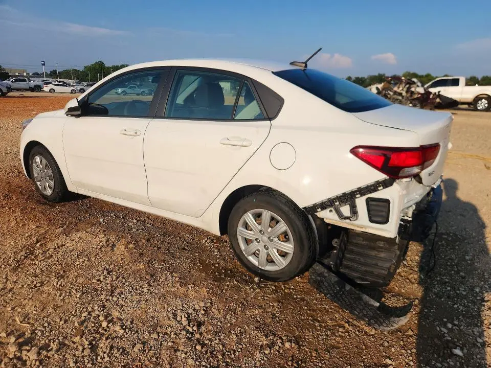 2022 KIA RIO LX  