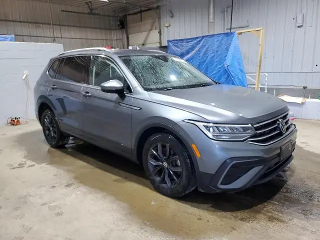 2022 VOLKSWAGEN TIGUAN SE  