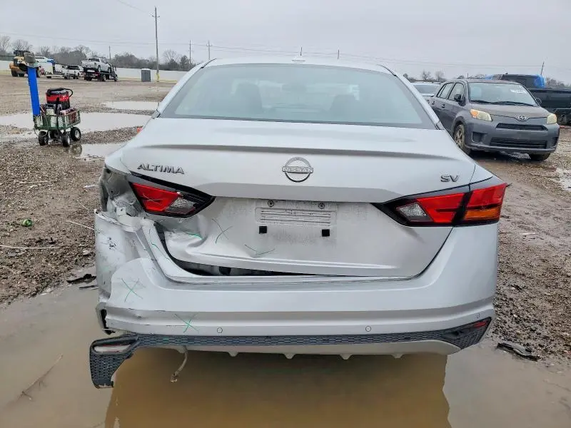 2023 NISSAN ALTIMA SV  