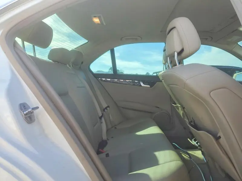 2012 MERCEDES-BENZ C 250  