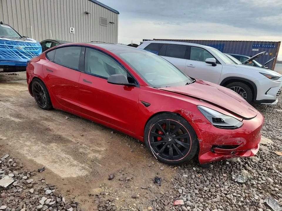 2021 TESLA MODEL 3   