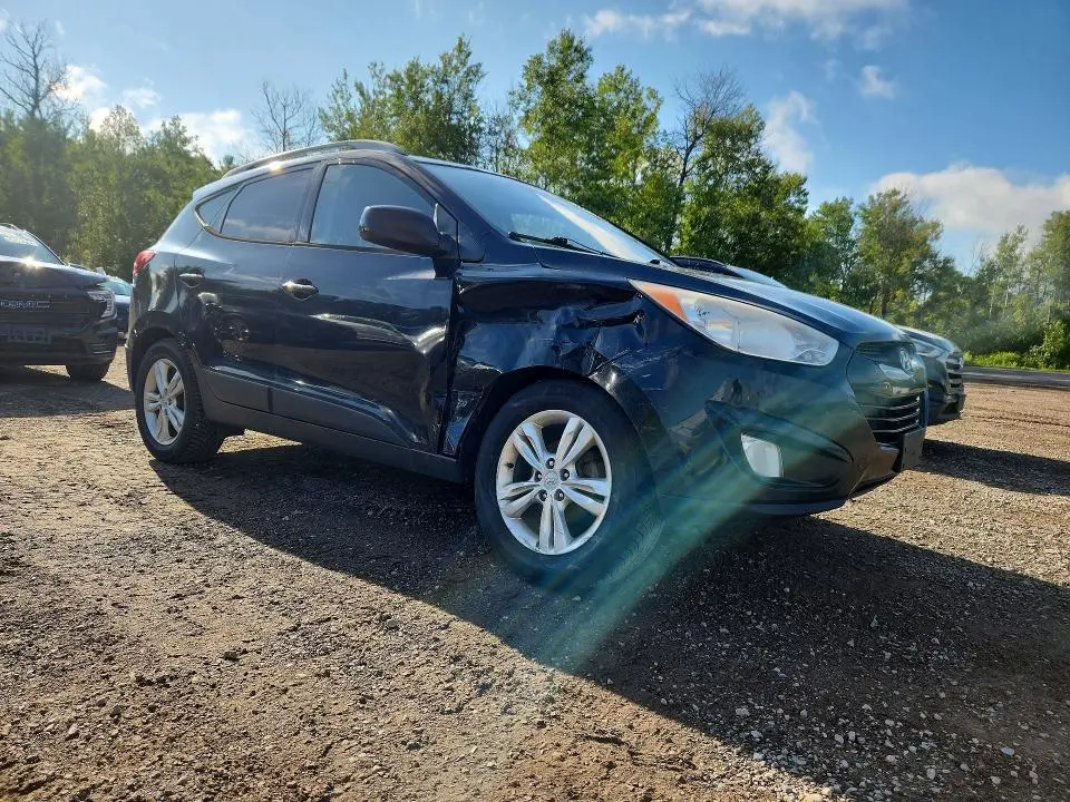 2011 HYUNDAI TUCSON GLS  