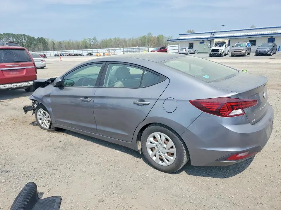 2019 HYUNDAI ELANTRA SE  