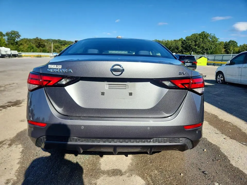 2020 NISSAN SENTRA SV  