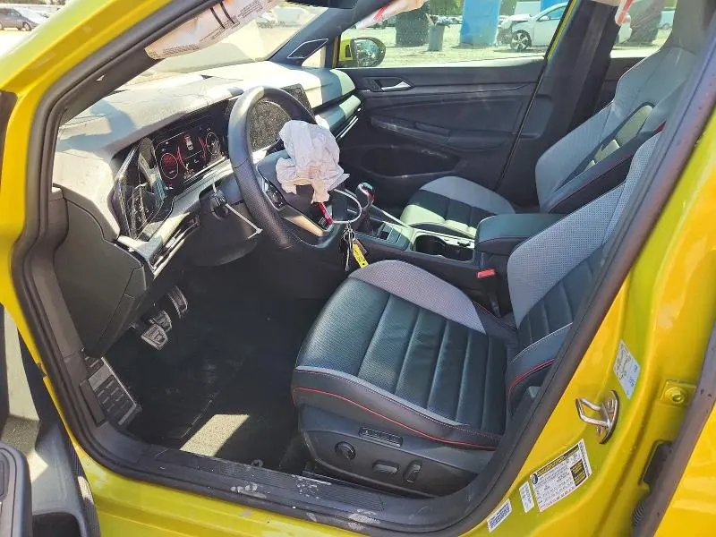 2022 VOLKSWAGEN GTI AUTOBAHN  