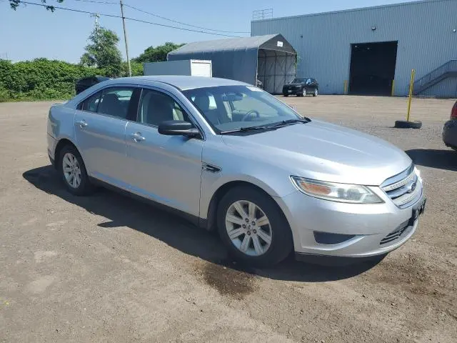 2010 FORD TAURUS SE  