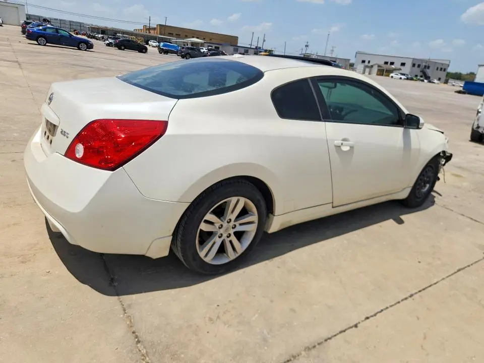 2011 NISSAN ALTIMA S  