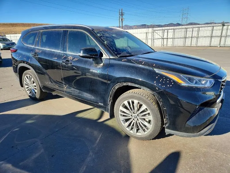 2021 TOYOTA HIGHLANDER HYBRID PLATINUM  