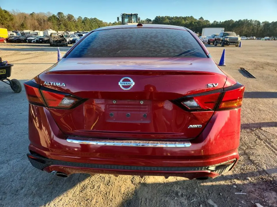 2020 NISSAN ALTIMA SV  