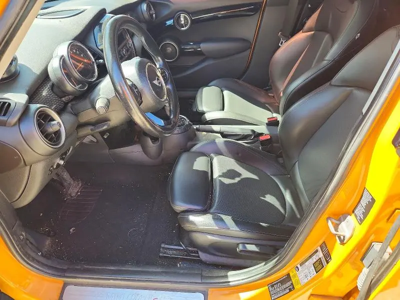 2015 MINI COOPER S  