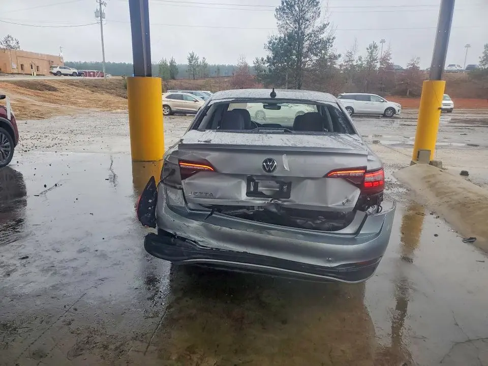 2024 VOLKSWAGEN JETTA SE  