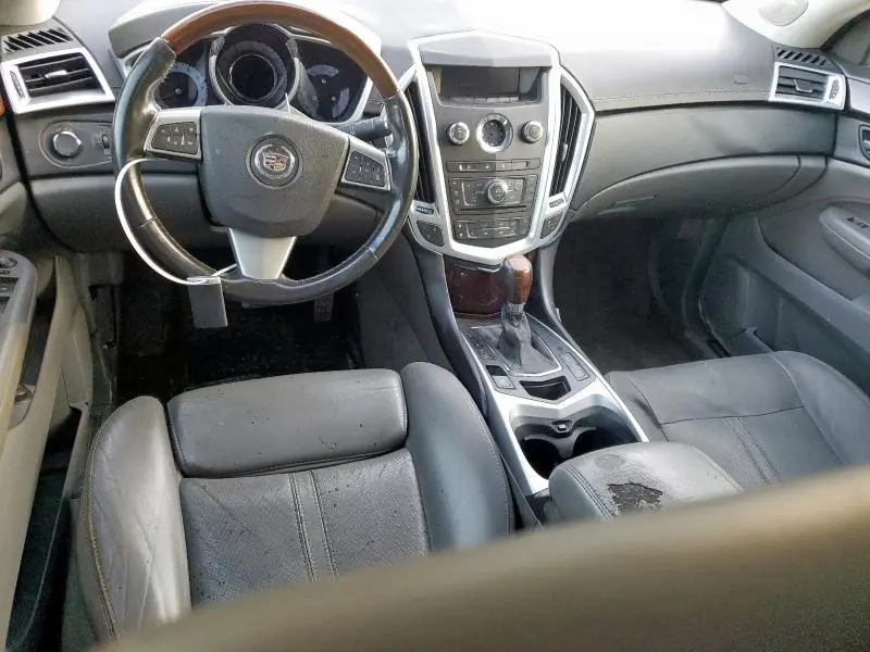 2011 CADILLAC SRX LUXURY COLLECTION  