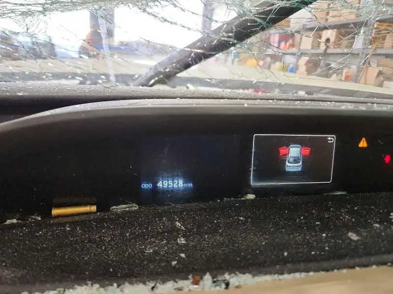 2020 TOYOTA PRIUS LE  