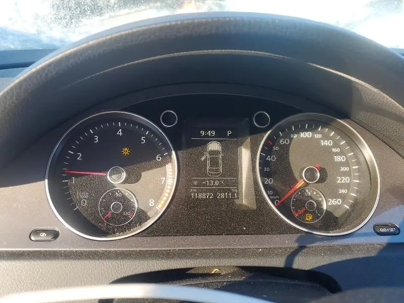 2010 VOLKSWAGEN PASSAT 2.0T  