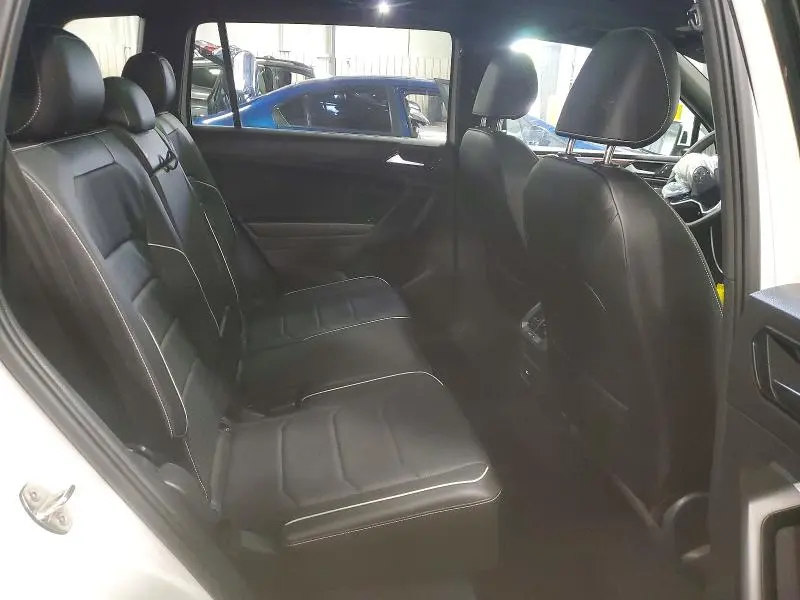 2022 VOLKSWAGEN TIGUAN SEL R-LINE  