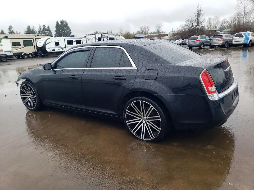 2013 CHRYSLER 300   