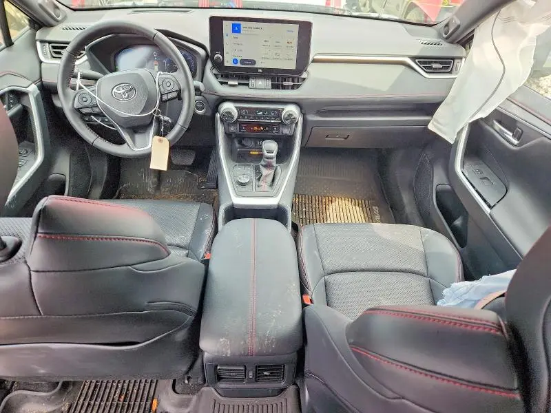 2025 TOYOTA RAV4 XSE  