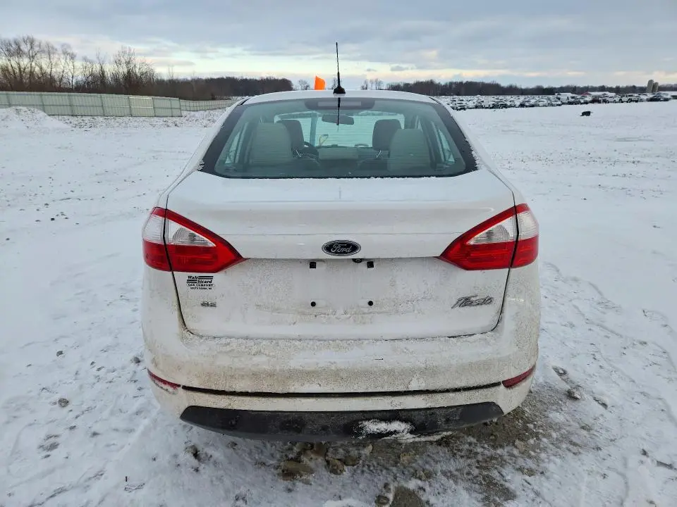 2019 FORD FIESTA SE  