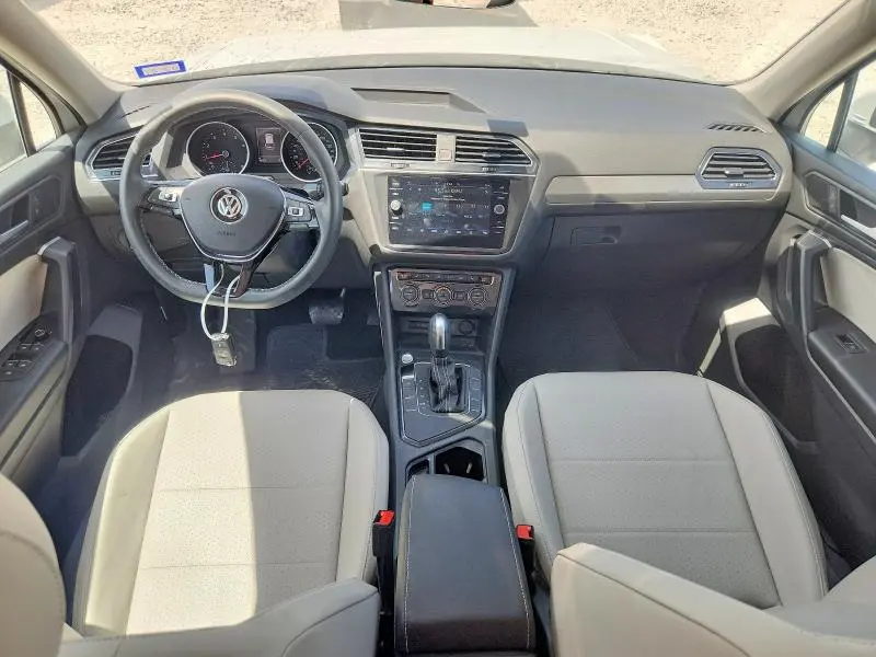 2021 VOLKSWAGEN TIGUAN SE  