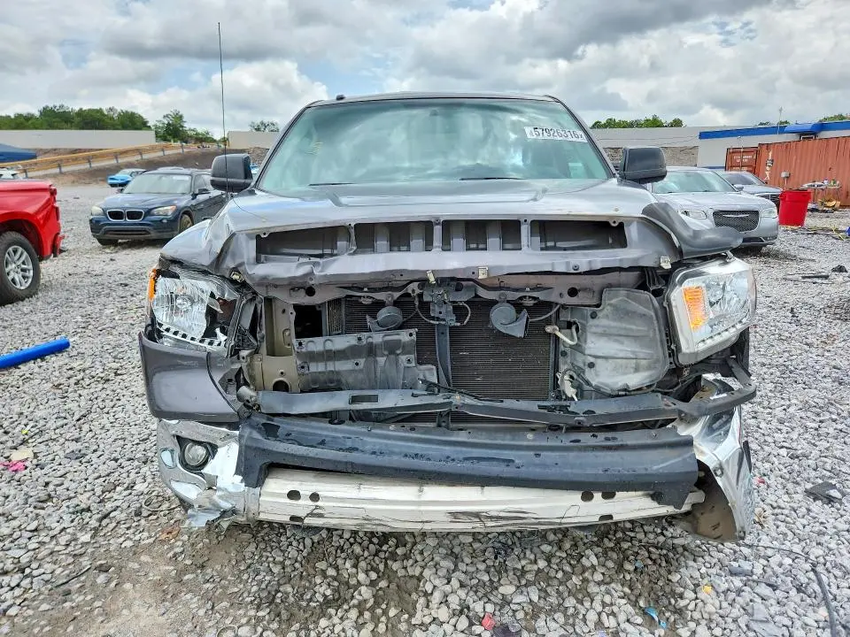 2016 TOYOTA TUNDRA SR5  