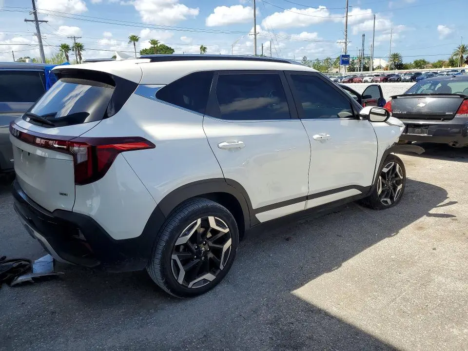 2025 KIA SELTOS SX  