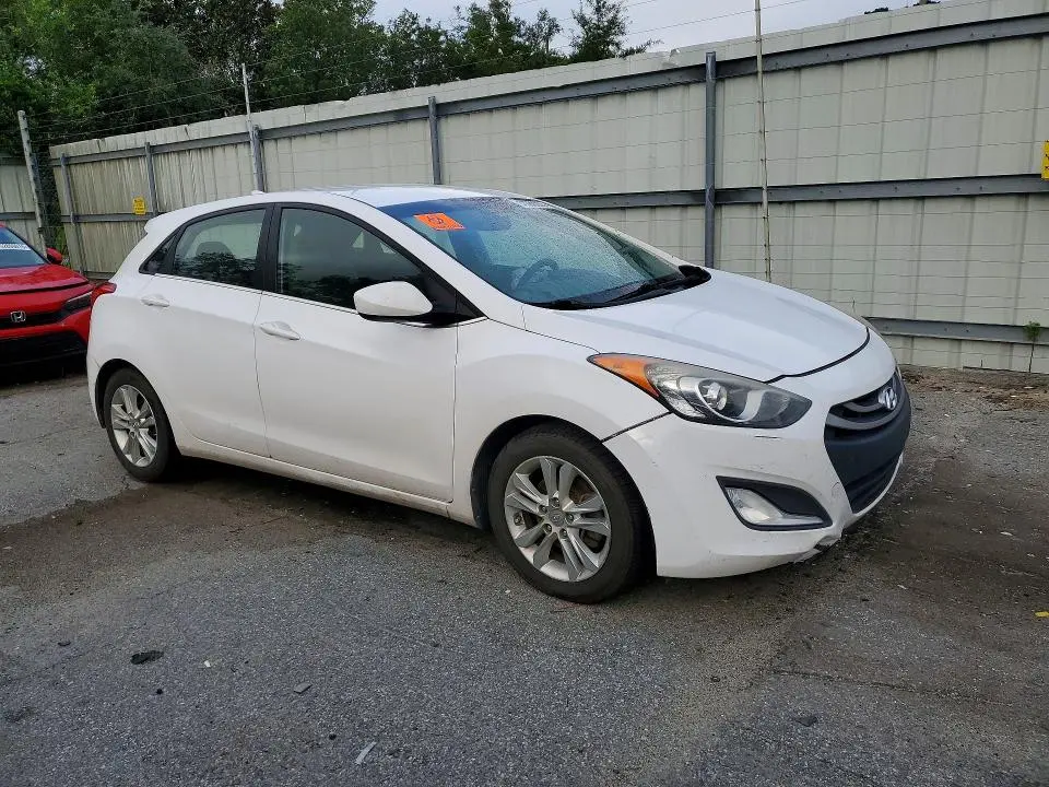 2013 HYUNDAI ELANTRA GT BASE  