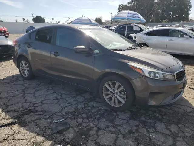 2017 KIA FORTE LX  