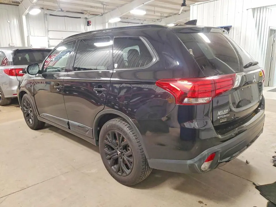 2018 MITSUBISHI OUTLANDER SE  