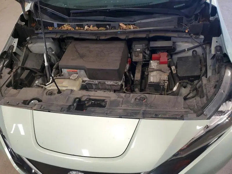2018 NISSAN LEAF SV  