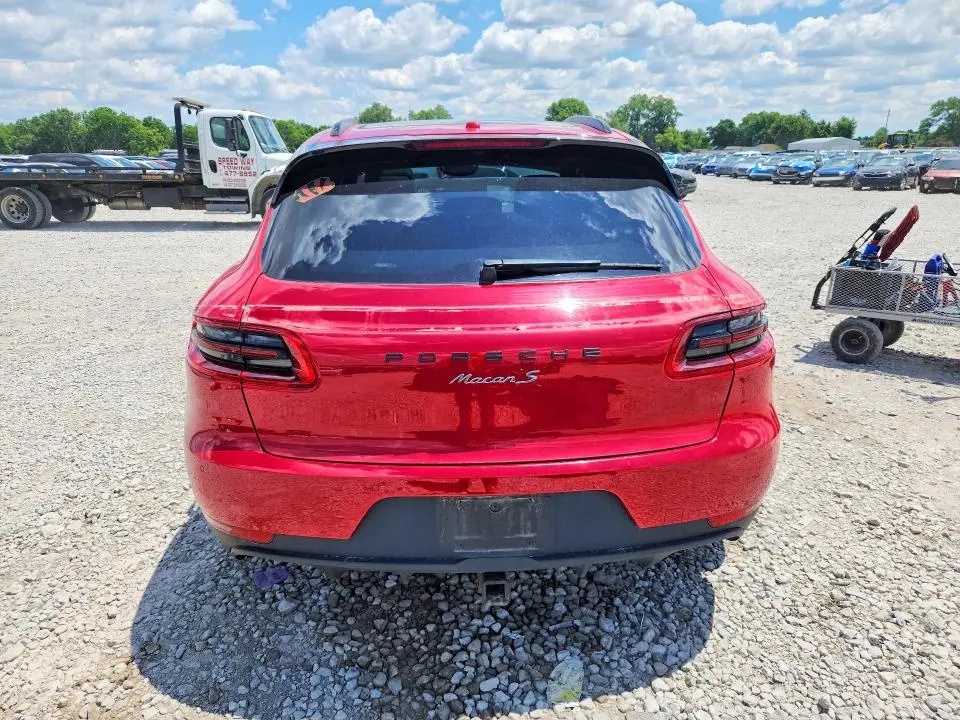 2018 PORSCHE MACAN S  