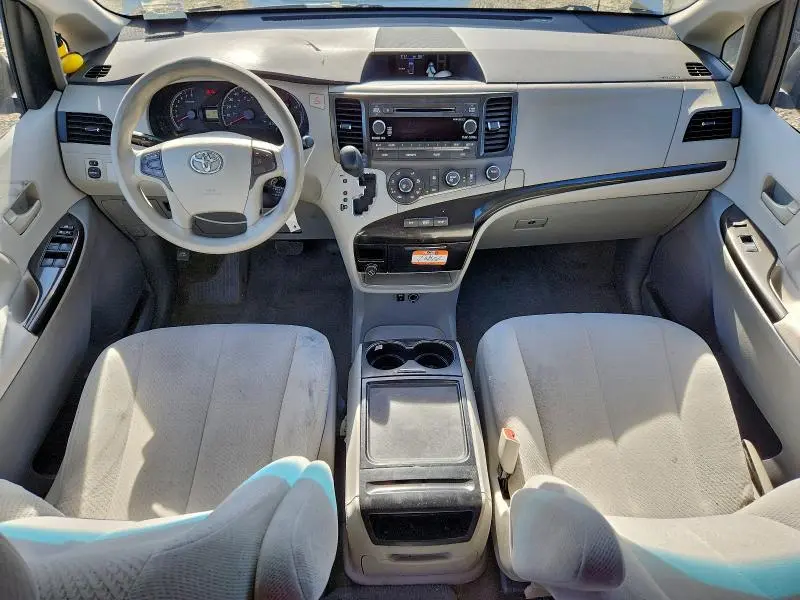 2012 TOYOTA SIENNA LE  