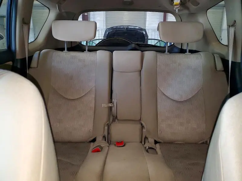 2011 TOYOTA RAV4 BASE  