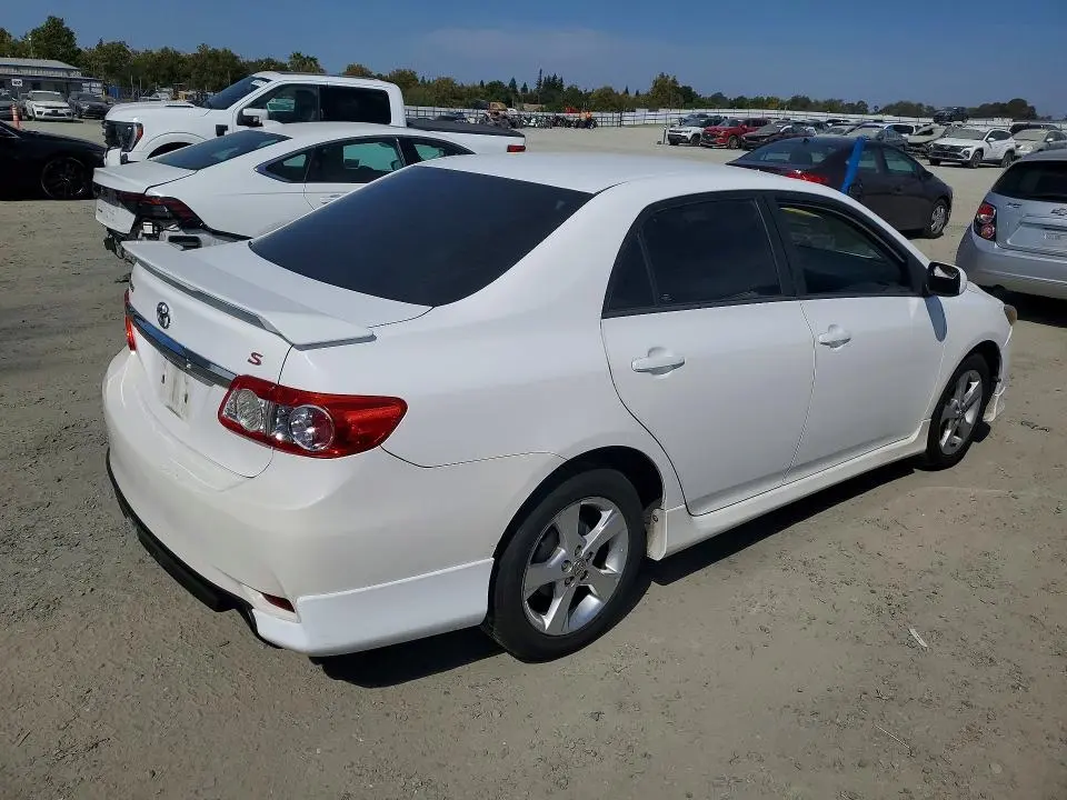 2013 TOYOTA COROLLA S  