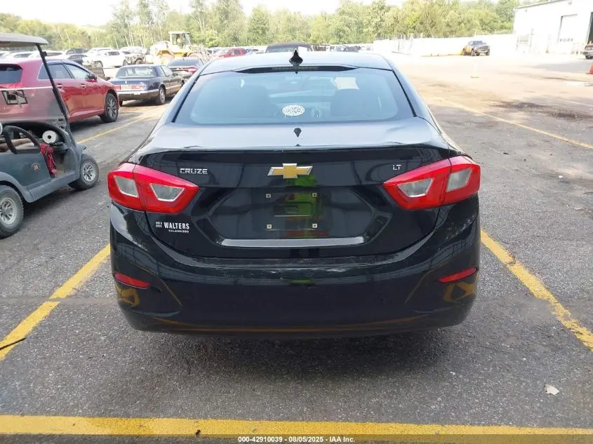 2017 CHEVROLET CRUZE LT AUTO