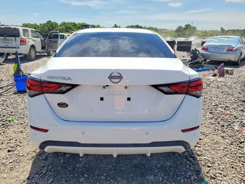 2025 NISSAN SENTRA S  