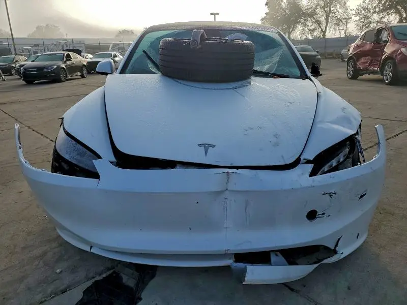 2024 TESLA MODEL 3   