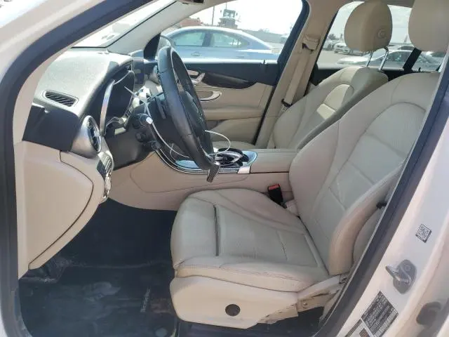 2016 MERCEDES-BENZ GLC 300
