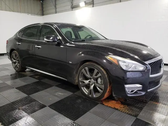 2016 INFINITI Q70L 5.6  