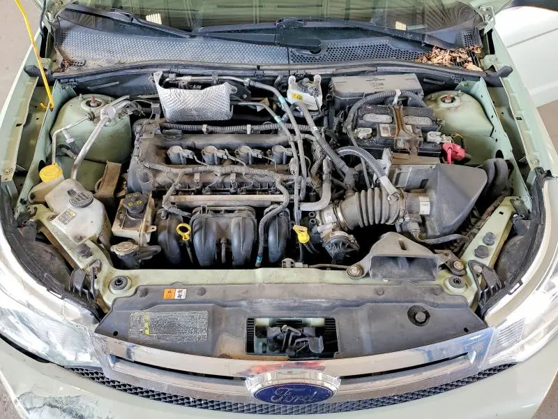 2010 FORD FOCUS SE  