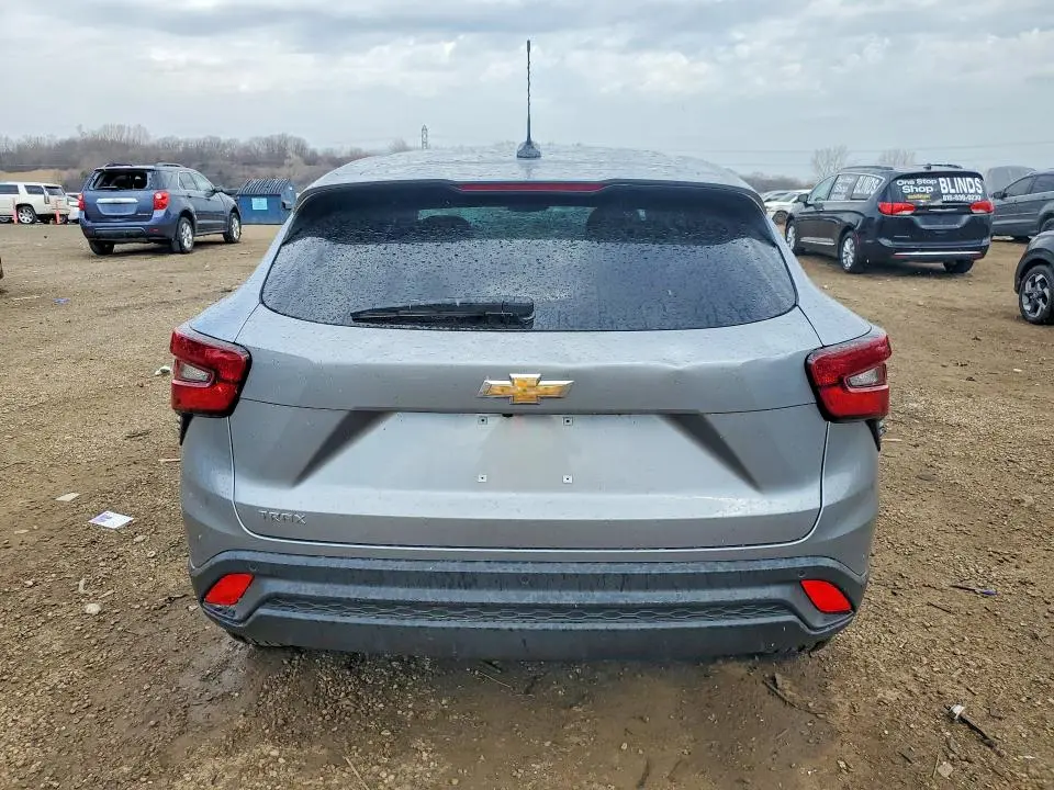2026 CHEVROLET TRAX LS  