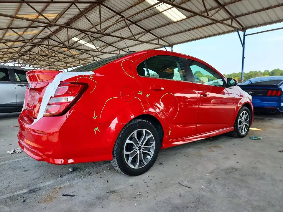 2018 CHEVROLET SONIC LT  