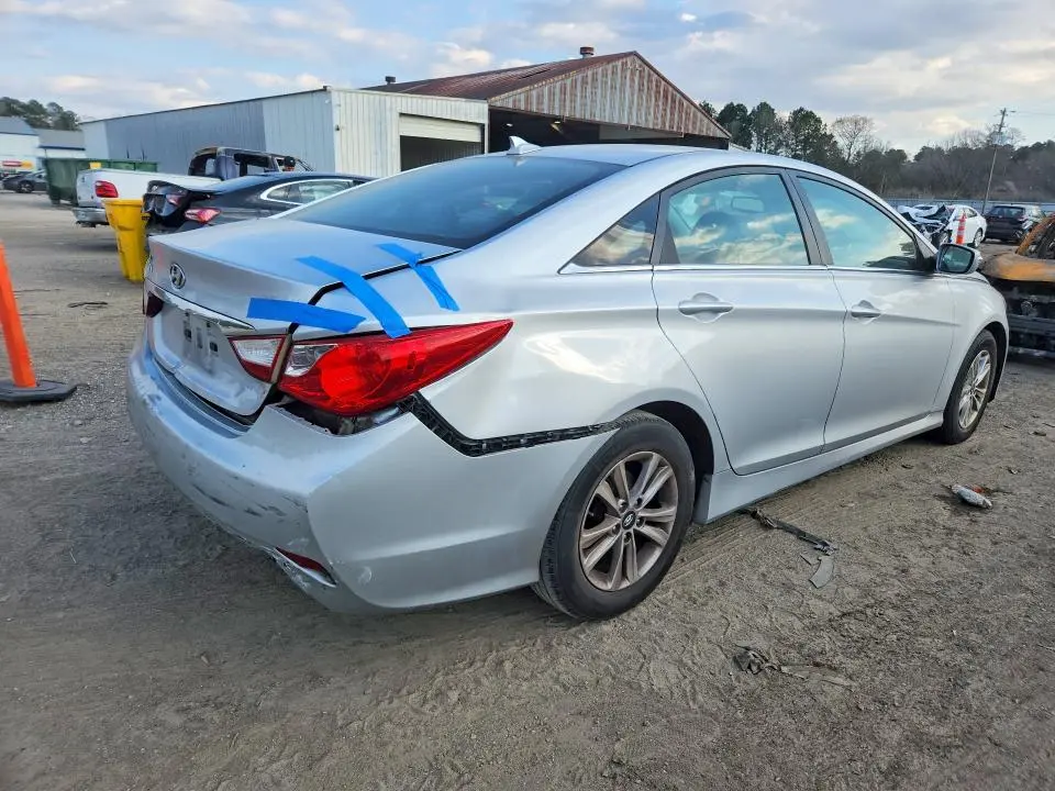 2014 HYUNDAI SONATA GLS  